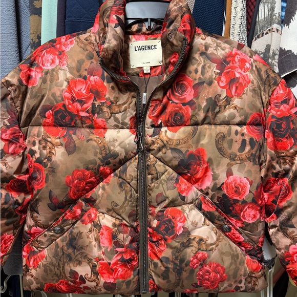 L'AGENCE Jessi cropped floral puffer jacket - Picture 5 of 10